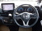 清潔で広々した座席です!是非、現車を見て体感してみてください。