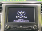 【メーカー純正ナビ】インテリアに溶け込むスタイリッシュな「専用設計」メーカーナビを装備♪視認性や操作性など基本性能にも優れ、より上質なカーライフをお楽しみいただけます。