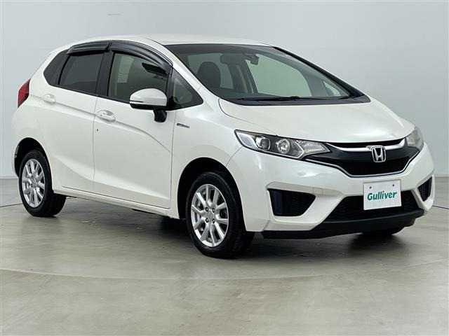 フィット 1.5 ハイブリッド Lパッケージ 4WD 修復歴無し