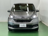 LEDヘッドライトを装備しています。LEDヘッドライトはとても明るく、雨の日や夜間走行も安全・安心です。オートライトコントロール付きで周囲の明るさに応じて自動で点灯・消灯します