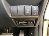 ETC付いてます。ETCが使用可能な道路通行料はキャッシュレスでスマートに走行できます。再セットアップして納車致します。
