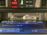 DVD・CDの挿入部です。