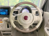 【純正革巻きステアリング】上質な革を使用することで、手にしっかり馴染みとても運転しやすいハンドルです♪