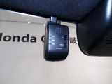 今や必需品となったドライブレコーダーも装着されています。運転中の記録を録画してくれます、万が一の時にドライブレコーダーがあれば安心です!
