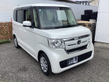 自社整備工場で点検整備をおこなってからお渡ししています。車検が残っている場合は『12ヶ月点検整備』を、車検整備付きの場合は『車検整備』をおこないます。整備費用は車両本体価格に含まれています。