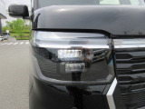 明るいLEDヘッドライトで、夜道も安心して運転して頂けます。