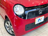 【HIDヘッドライト】非常に明るく前方を照らしてくれるので、悪天候や夜間の走行時も視界良好で安心してお乗りいただけます。