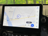 【10.5インチナビ】高級感とインパクトのある大画面ナビを装備。各種オーディオ操作はもちろん、スマホ連携もできる利便性の高いナビです♪