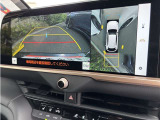 いまや必須装備「ナビゲーション」搭載!知らない場所にスイスイッとドライブ。もう、これなしではハンドルを握れませんね!でも運転中の操作は危険ですのでご注意ですね☆