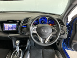 【前方視界】開放的な前方視界!運転がしやすく疲れにくいです♪窓が大きく、見通しがとっても良いおクルマですよ♪