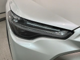 LEDヘッドライトは、点灯の瞬間から最大光量を発揮し、突然暗くなるトンネルなどでの安定感を高めます。
