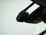 ◆ドライブレコーダー◆映像・音声などを記録する自動車用の装置です。 もしもの事故の際の記録はもちろん、旅行の際の思い出としてドライブの映像を楽しむことができます。
