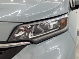 LEDヘッドライトは、点灯の瞬間から最大光量を発揮し、突然暗くなるトンネルなどでの安定感を高めます。