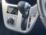 【 シフト 】スムーズなシフトチェンジで快適にお車を操縦していただけます!//