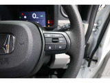 Hondaセンシングの機能のひとつ、アダプティブクルーズコントロール付!アクセルから足を離しても設定したスピードと前車との車間を保ち走行してくれます!車線維持もアシスト☆高速道路で疲労軽減ですね☆