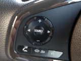 オーディオリモコンです!運転中もナビやオーディオを手元で快適操作ができますので、安心です!