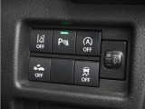 ◆障害物センサー◆車庫入れの時などに近くに障害物がある場合、障害物までの距離を音で知らせてくれます。