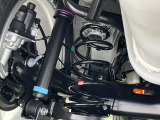 お車を安心してお乗りいただく為には、足回りの定期点検が欠かせません。サービスサポート(有償保証)では無料点検もご提供しており、安心のカーライフをお過ごしいただけるサポート体制が整っています。