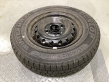 当社にてデモ走行時に装着していた中古スタットレスタイヤ+ホイール4本セットを用意致しました。(2025年製、タイヤ+ホイールは現状渡し、保証対象外です)
