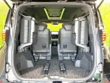 【パワーバックドア】スマートキーや運転席のボタンを押すだけでリアゲートが自動で開閉します!荷物を持っている時や、高い位置にあるバックドアを閉める際に便利な機能です♪