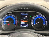 【メーター】メーター内のカラーディスプレイには運転をサポートするさまざまな情報を表示!