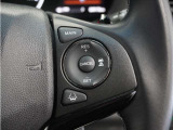 ◆アダプティブクルーズコントロール◆予め設定した車速内でクルマが自動的に加減速。前走車との適切な車間距離を維持しながら追従走行します。【LKAS】車線維持支援システムでステアリング操作を支援。
