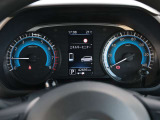 シンプルで見やすいメーターです。