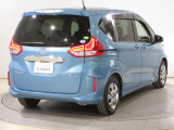 ボディクリーニング後、愛車をピカピカの状態へ保護するコーティング「ブライトパック」がおススメです!水垢がつきにくく、手入れがしやすくなりますよ!いつも愛車をきれいにしておきたい方におススメです。