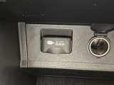 キャンプに行ったり、旅行に行ったりした時に、家電製品を使いたいこともあるはず。AC100Vがありますので、ドライヤーなどの家電製品も使えて便利ですね。