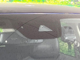 【i-ACTIVESENSE】走行中に前方の車両等を認識し、衝突しそうな時は警報とブレーキで衝突回避と被害軽減をアシスト。より安全にドライブをお楽しみいただけます。
