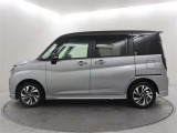 両側パワースライドドア付きだから、狭い駐車スペースなどでの 乗り降りラクラク!小さなお子さまのいるご家庭には嬉しい装備。