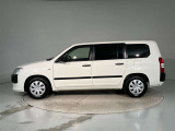 ご購入して頂いた車両は、ご納車前に、しっかり点検・整備してからの、ご納車になります。点検箇所は、エンジンオイル交換・ワイパーゴム・ブレーキ点検・調整・その他を確認のうえ、ご納車いたします。