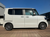 弊社ではメンテナンスパックをご用意しております。プロの目でしっかりチェックしたお車ならロングドライブも安心、うっかり忘れがちなメンテナンスも事前に案内状やお電話で時期をお知らせいたします。