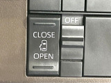 【パワースライドドア】スマートキーや運転席のスイッチでスライドドアの開閉が可能♪電動だから力を入れてドアを開ける必要が無く、小さいお子様でも、重い荷物を持っている時もラクに開け閉めできます♪