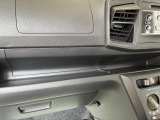 実用的な収納が、車内の各所にあります♪