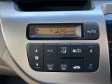 4人乗っても荷室は十分です
