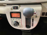 納車前にはプロのメカニックが、各部の点検を行います。ディーラーにしか出来ない品質、そしてサービスできっと満足していただけると思います!