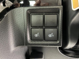 寒い日のドライブを快適にする運転席シートヒーターが付いてます