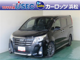 トヨタのミニバン・ノアです。低床&スライドドアで乗り降りしやすく、家族でのドライブにもピッタリ☆