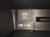 充電用のUSBジャックです。
