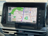 このナビについているのは、フルセグTVです。これからも長く使用できます。フルセグは電波が悪くなるとワンセグに自動で切り替わり快適にTVがお楽しみいただけます。