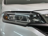 LEDヘッドライトは、点灯の瞬間から最大光量を発揮し、突然暗くなるトンネルなどでの安定感を高めます。