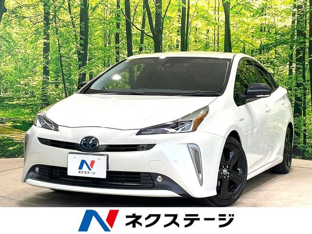 トヨタ プリウス 