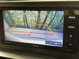 【バックカメラ】駐車時に後方がリアルタイム映像で確認できます。大型商業施設や立体駐車場での駐車時や、夜間のバック時に大活躍!運転スキルに関わらず、今や必須となった装備のひとつです!