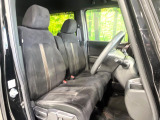 運転席シート廻りは使用感も少なく、良好な状態となっています。丁寧に使われていたことがよくわかりますね。