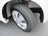ホイールをドレスアップする純正のホイールキャップ【155/65R14 ラジアルタイヤ】★タイヤの溝もまだまだ!くわしくはスタッフへ。