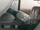 【クルーズコントロール】高速道路もラクラク走行。アクセルを離しても一定速度で走行ができ、長距離運転時の負担を軽減!加速・減速も簡単なスイッチ操作で調整できます。