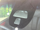 【シティブレーキアクティブシステム】低速走行中に前方の車両等を認識し、衝突しそうな時は警報とブレーキで衝突回避と被害軽減をアシスト。より安全にドライブをお楽しみいただけます。