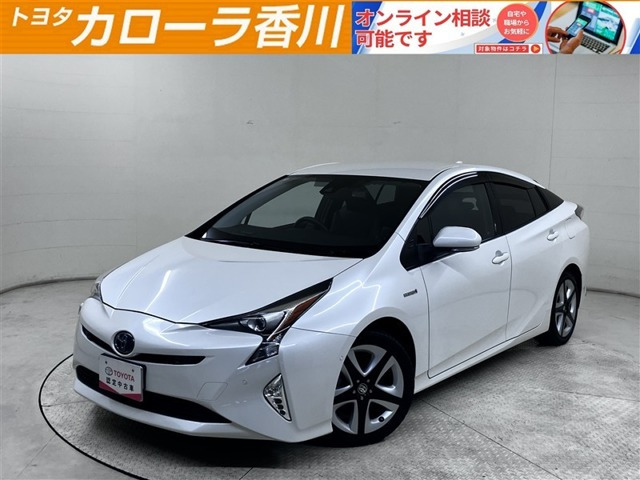 トヨタ プリウス 