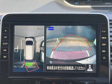 アラウンドビューモニター付です。上から丸見え、車庫入れも安心!